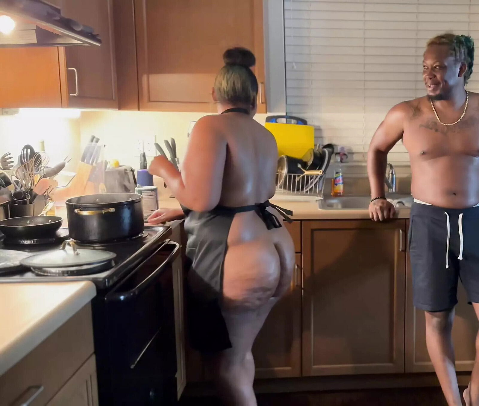 Bored Housewife needs Personal Trainer's