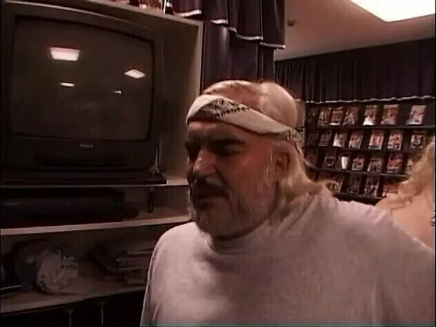 Three stunning chicks doing themselves lonely