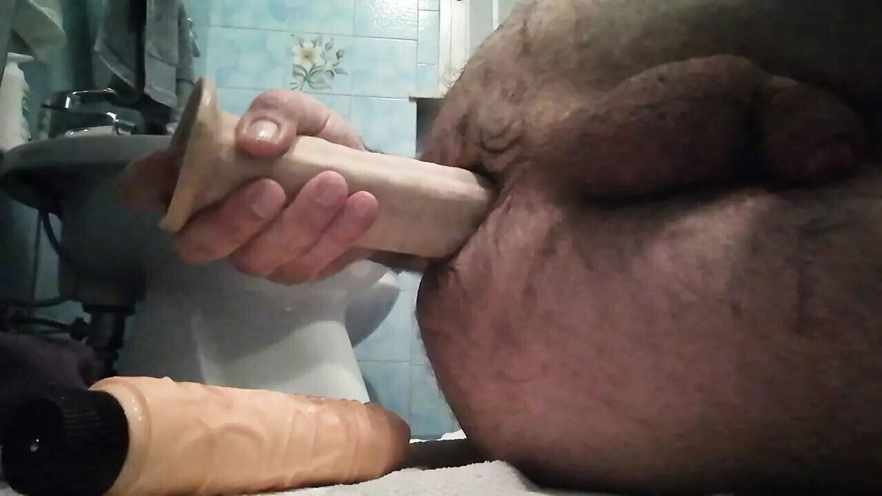 dildo. some pleasure after felt down