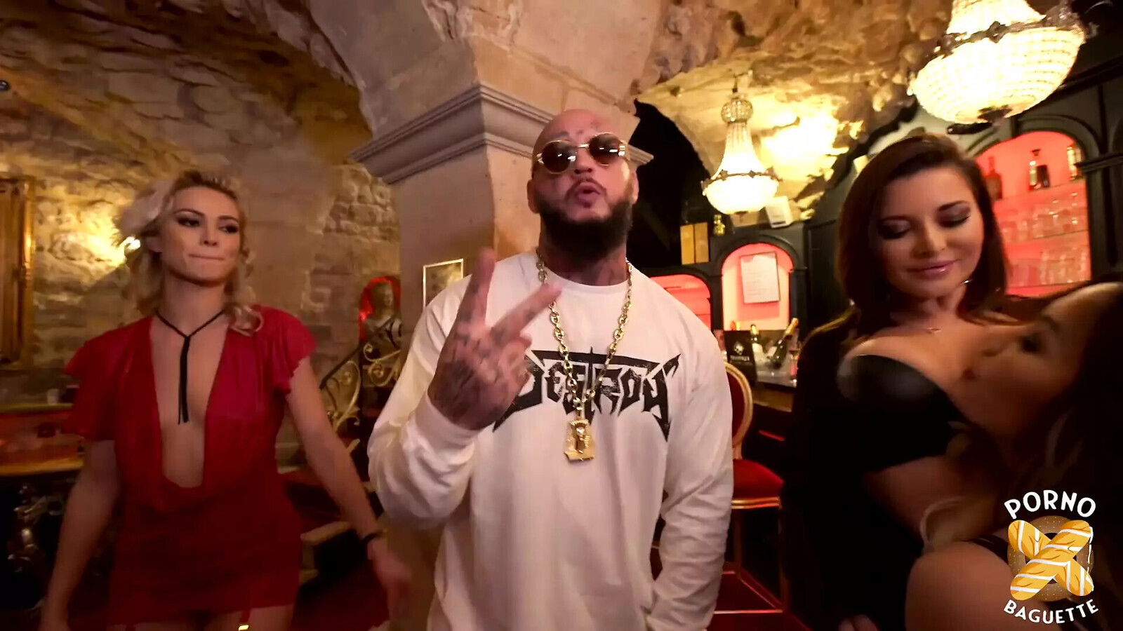 Cherry, Poopea offer gang-bang