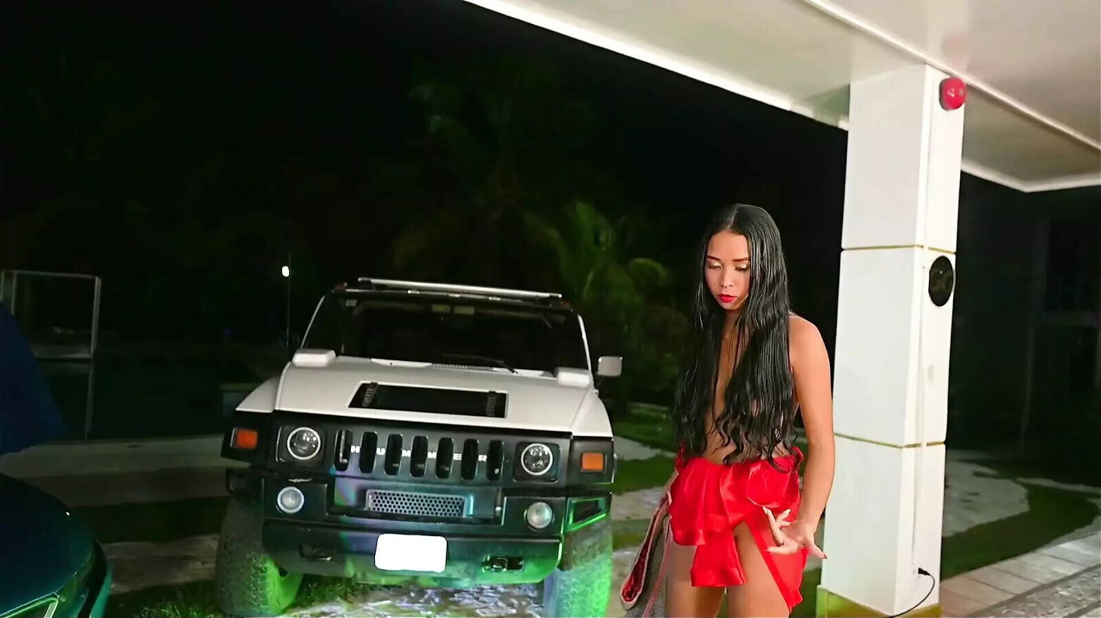 latinas dance with lingerie then they have oral GGmansion