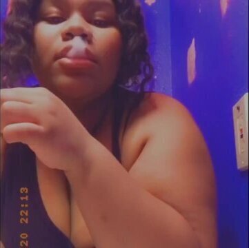 SEXY SMOKES BLUNT BEFORE SUCKING DICK BATHROOM