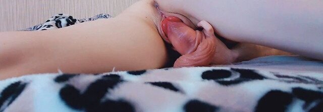 Pussy orgasm while masturbating with extension Sleeve