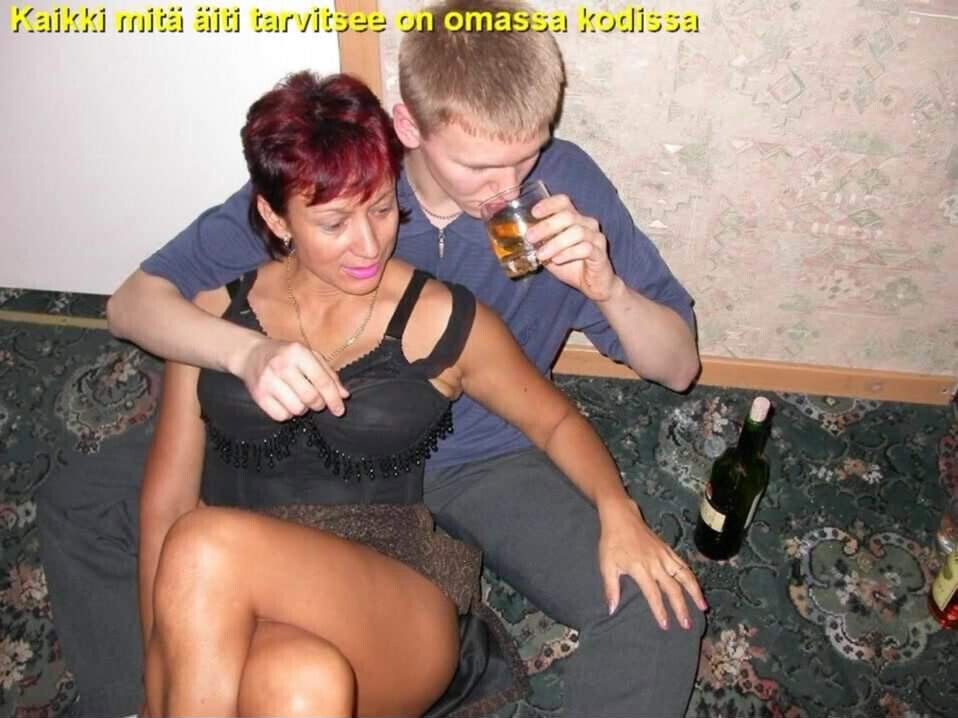 Slideshow with Finnish Captions: Amalia