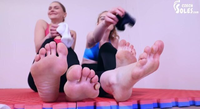 Double foot smelling (foot worship, feet, worn socks, smelly socks, sneakers, soles)