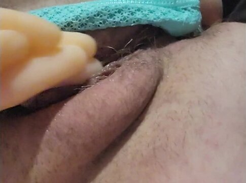 Naughty american milf takes fist