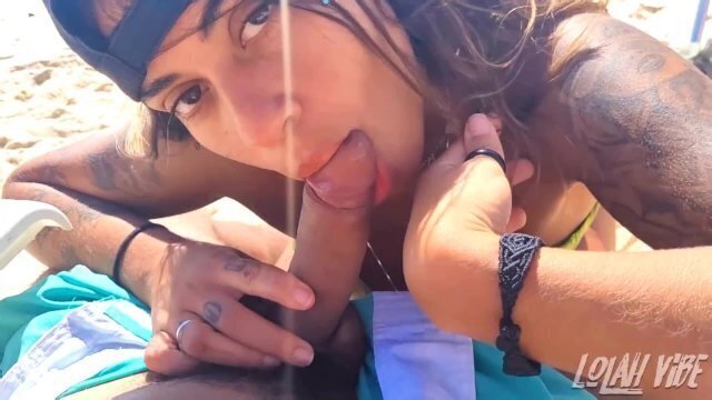 BOQUETE NA PRAIA E SEXO PÚBLICO - PRAIA DE ITAPUAÇU