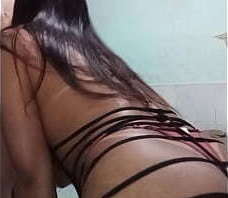 Trans mamando rola de novinho