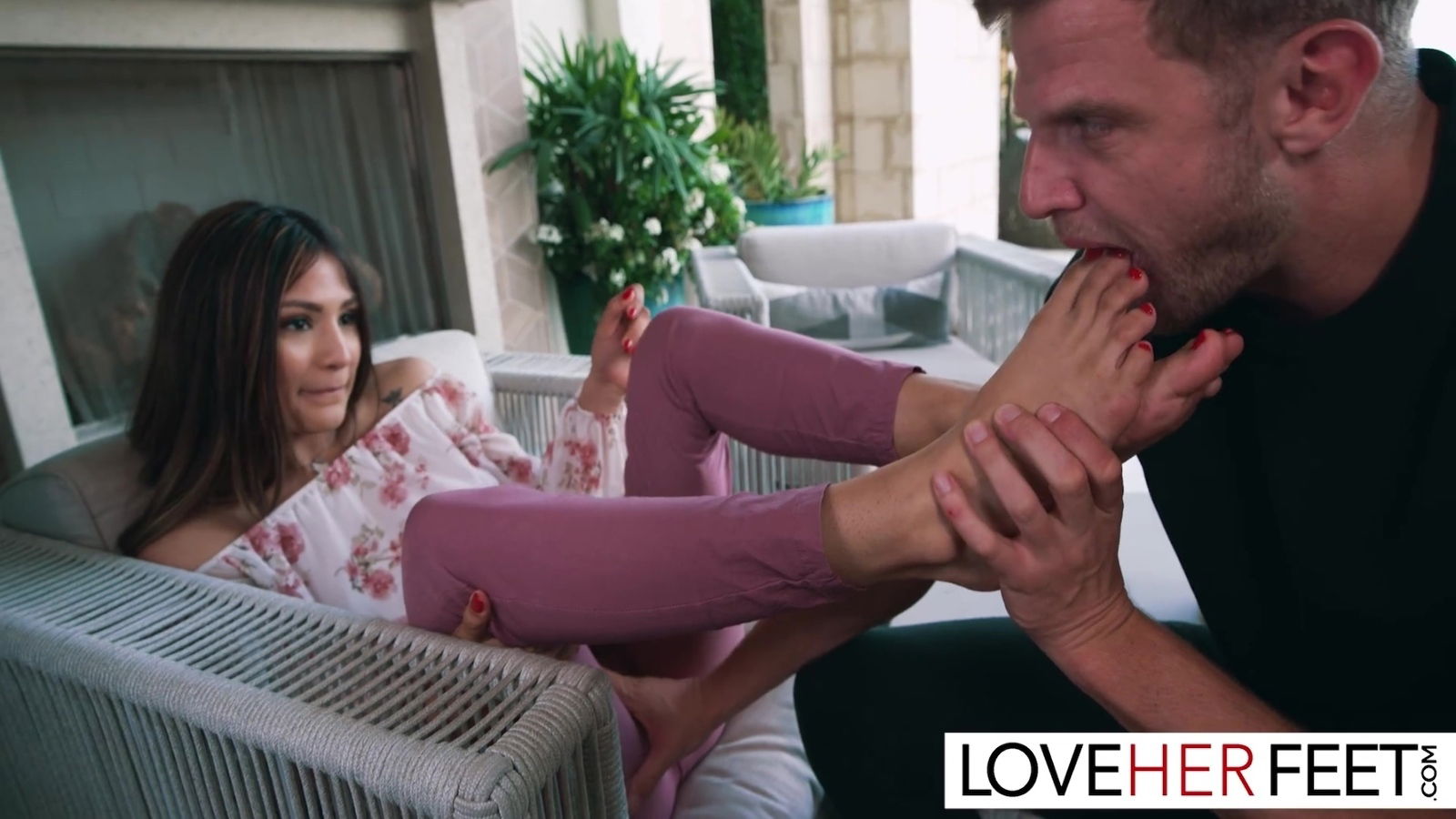 Foot Fetish Housemates