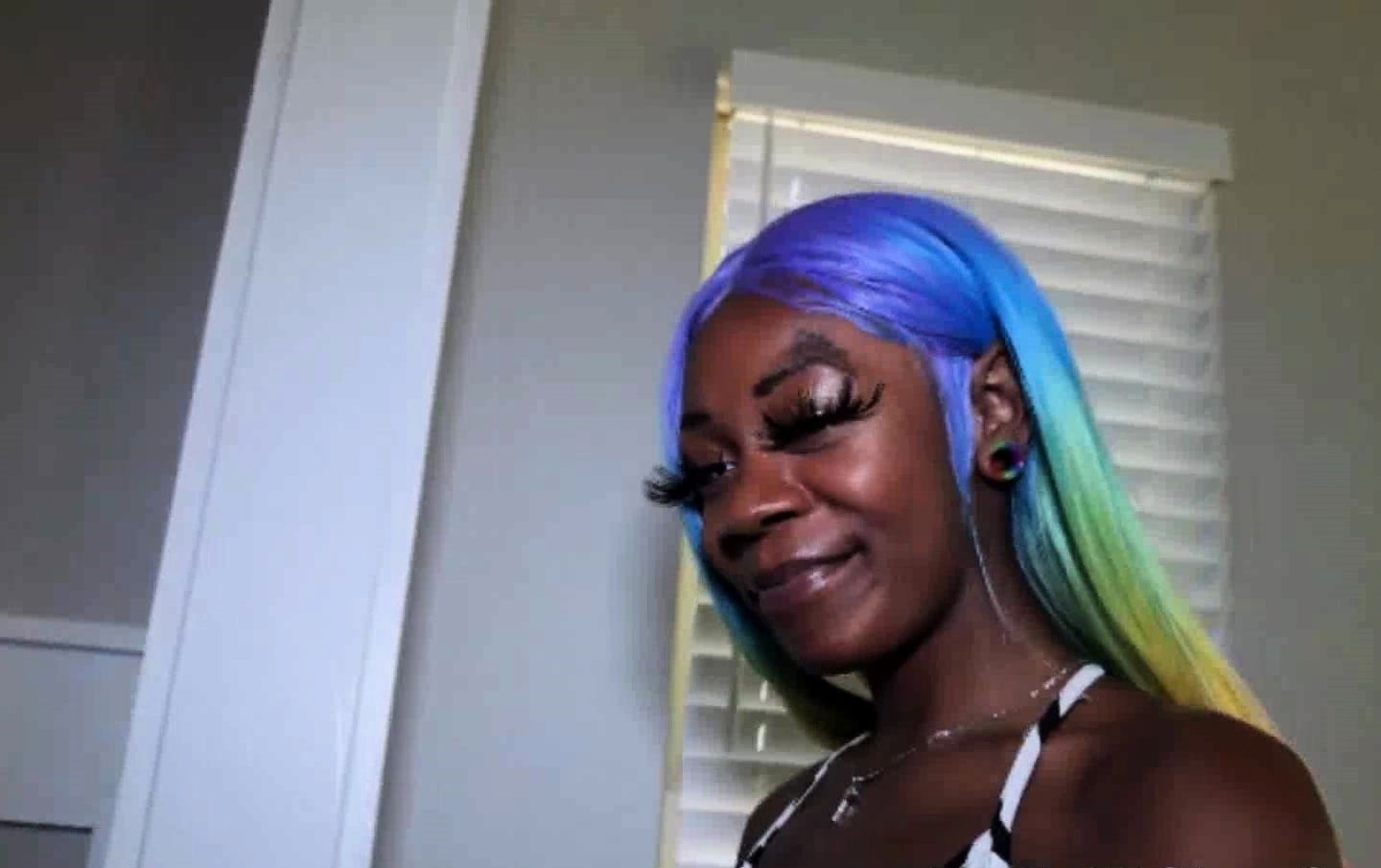 cameron loves nasty freaks from