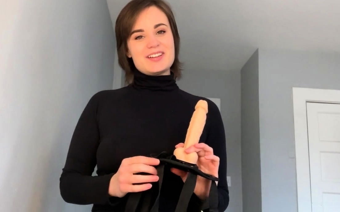 Crowne Bitchy Breaks With Then Fucks