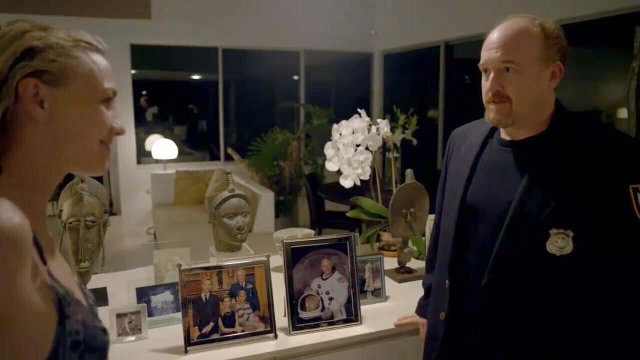 Yvonne Strahovski Nude Scene Louie ScandalPlanet.Com