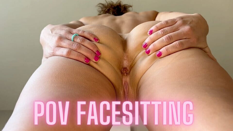 Stella Rose Squatting Showing Wide Open Crack