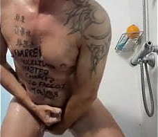 Pig Faggot takes a shower