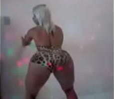 Rafaela de melo dan&ccedil_ando funk video 005