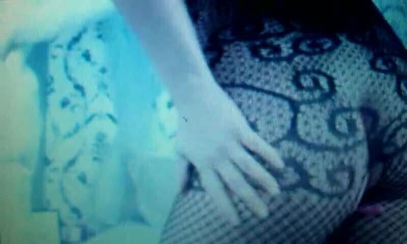 she is beautiful and she like to dance 3