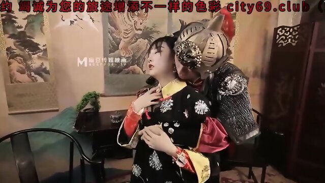 Secretary Foot Caresses Best-Zhou