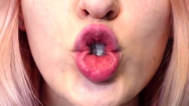 Sofie Skye square fetish