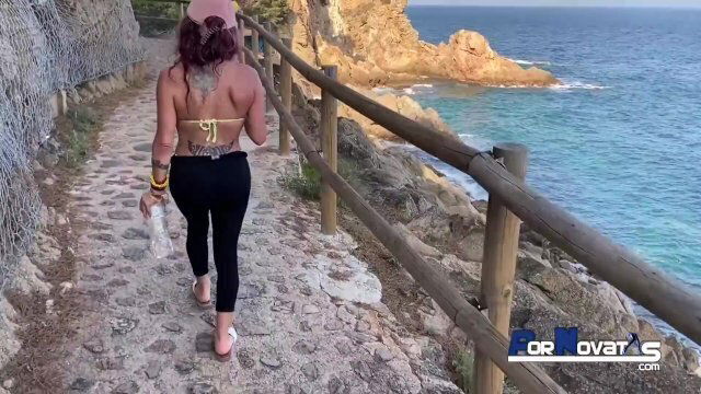 PORNOVATAS - Madura colombiana follando despues de un buen dia de playa