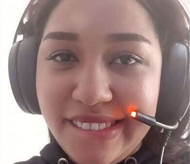 Morena culona Linda Jugando Fall Guys Playstation Mientras Chupa Polla Blanca Enorme!!