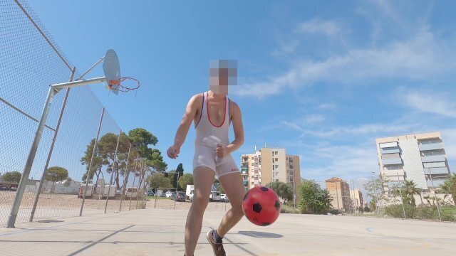 Basketball thin singlet public court