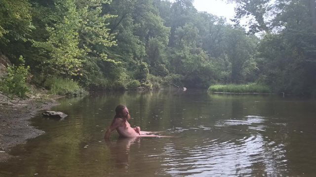 Naked Nature Massive cumshot Creek!