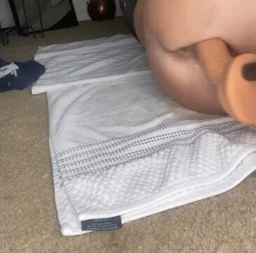 machine pounding pussy