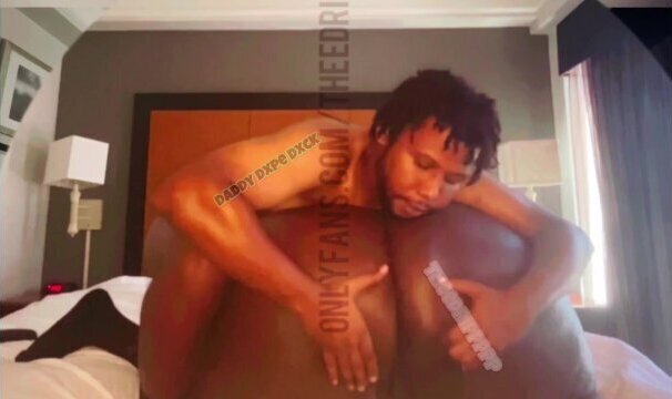 TripleeDXXX worships TheeDrippp juicy ebony ass and pussy