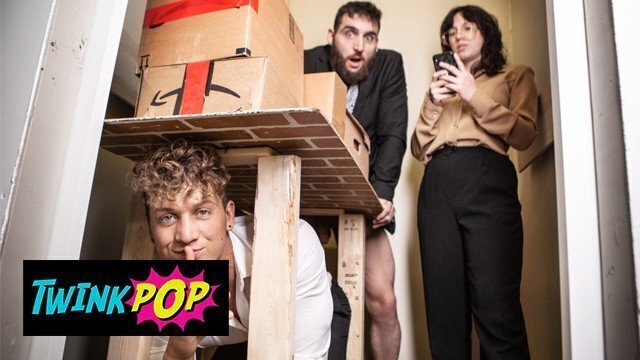 TWINKPOP Felix Deepthroats Boss Tony D'Angelo's Hard Dick Before Ripping Pants