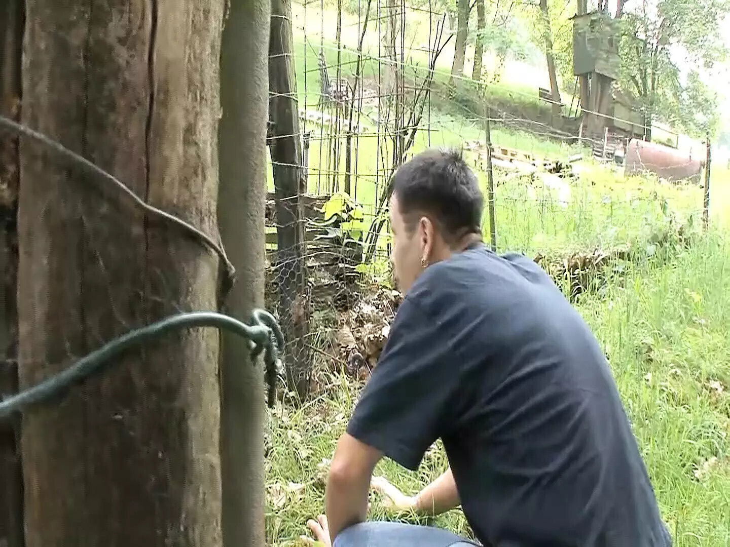 German woman enjoys fucking with outdoors