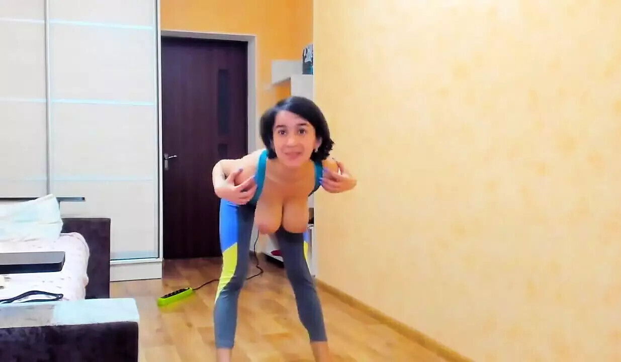 Long sexy evening home alone! Sweet topic with boobs out!