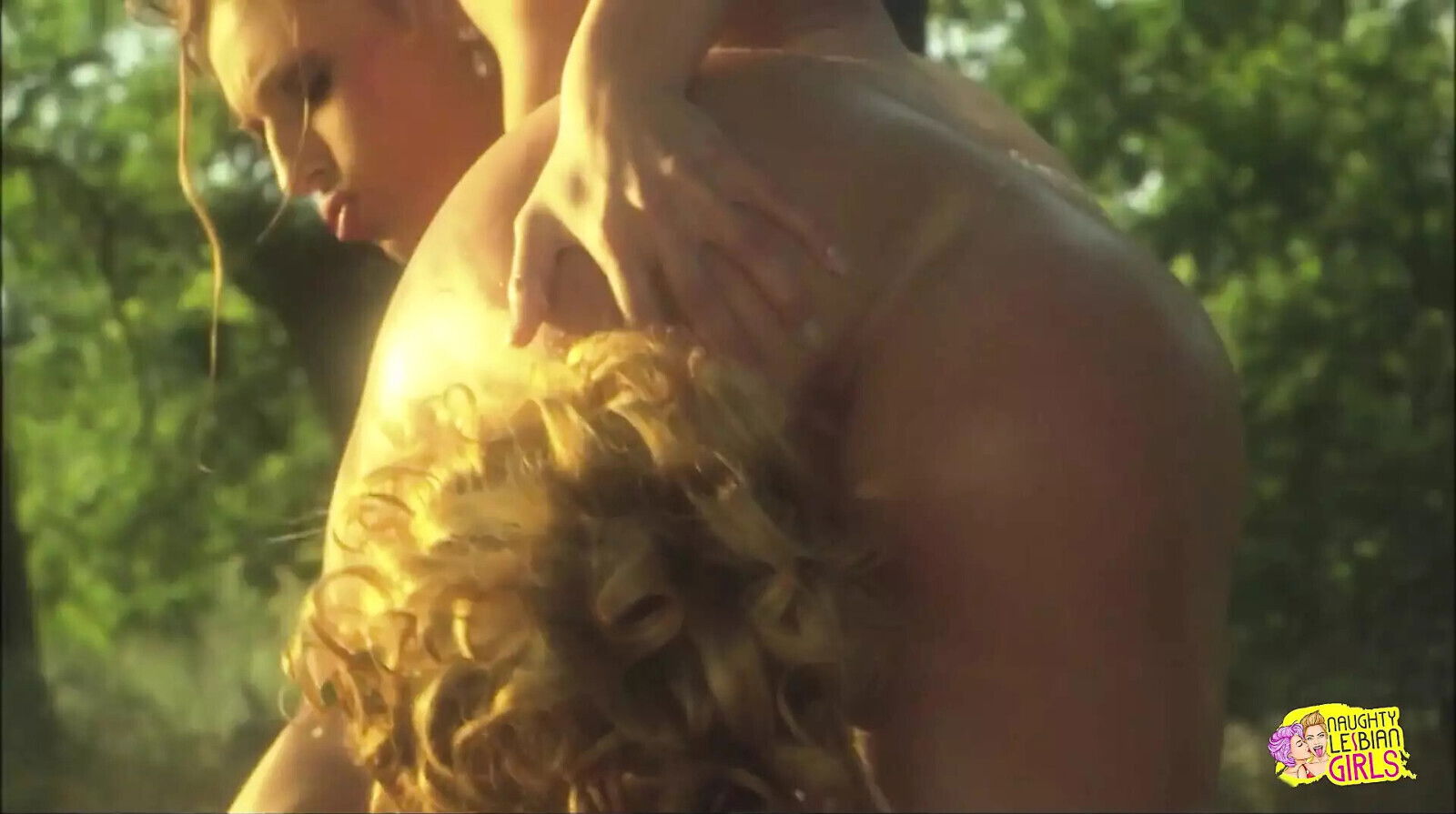 Timey Ladies Western Setting Have Bath Pussy Public