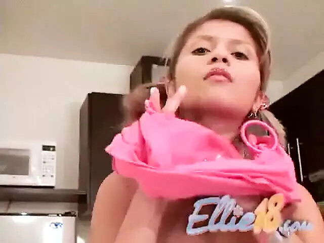 Cute Ellie doesn't mind watching masturbate
