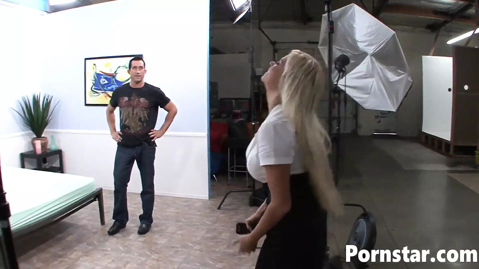 Beautiful Nikita James gets nice facial