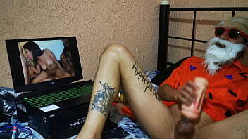 Hyperputas, me hacen sacar la leche viendo como se cogen a una japonesa culona