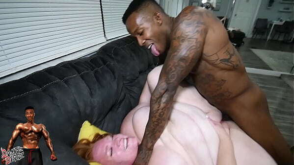 Butt Julie Ginger Sneaks Into Neighbor'_s House Pussy Pounding