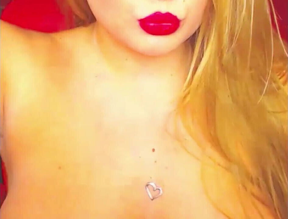 Home D20 - Hot blonde BBW