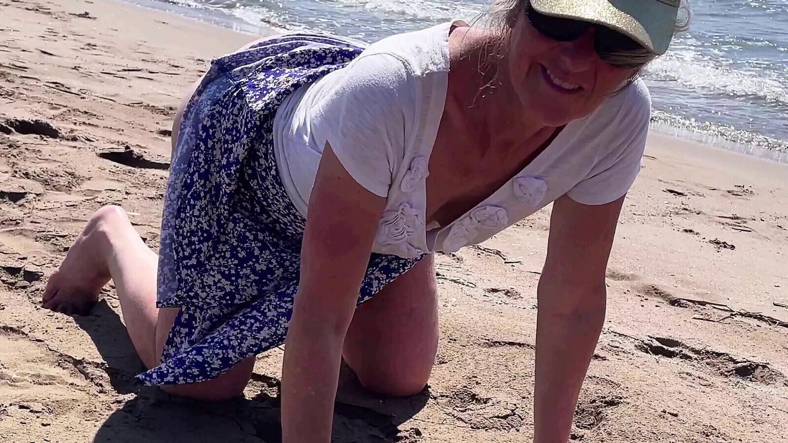 love humiliating husband