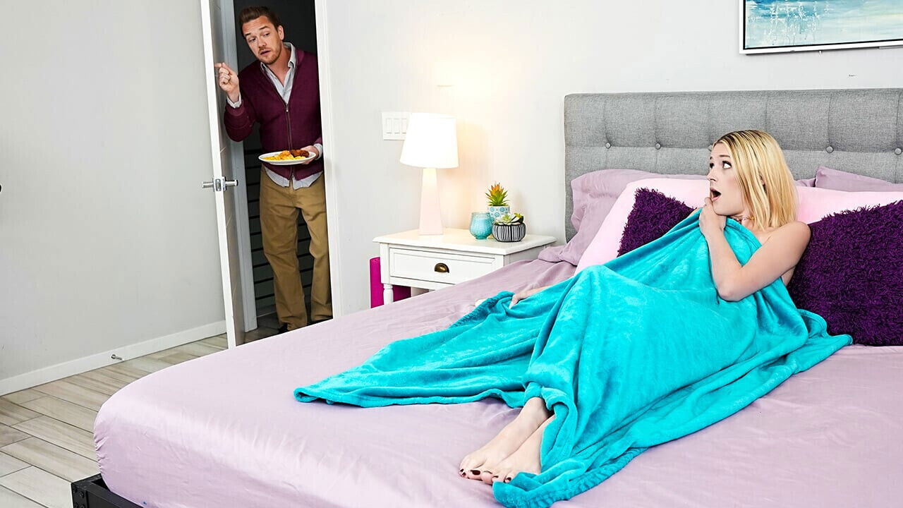 Cute Tight Blonde Gives Thanks Stepdad's Thanksgiving