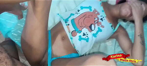 Enteada sela padrasto.