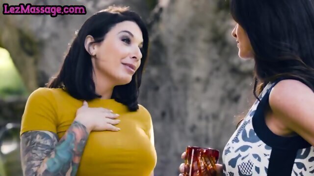 Busty outdoor dykes enjoy pussyeating massage table