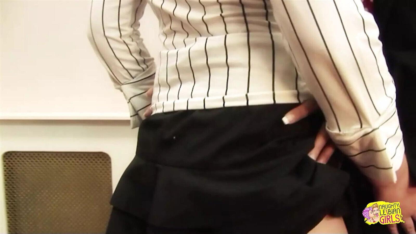 wearing short skirt office blonde seduces raunchy boss
