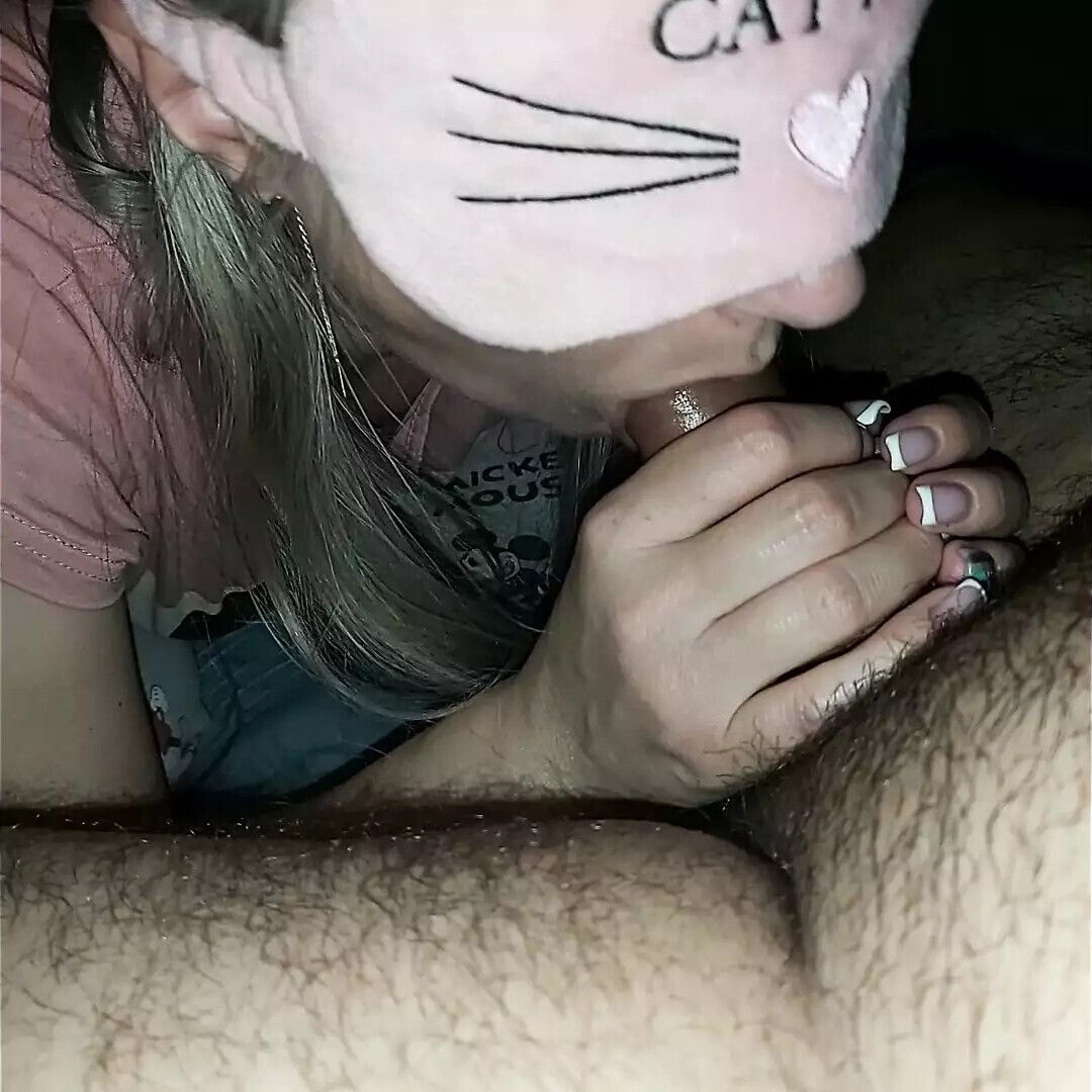 Raven-haired chick Kennedy Cymone enjoying hardcore penetration