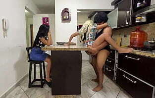 Me Las Cobre de mi Esposa Foll&aacute_ndome a mi Hermosa Hijastra al Frente de Ella Ahora las 2 Ser&aacute_n mis Esclavas Sexuales