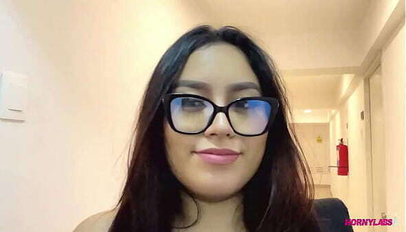 Universitaria gran culo, pasando primer casting Kassandra Miller