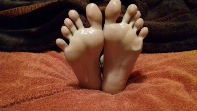 Rubbing toes soles feet
