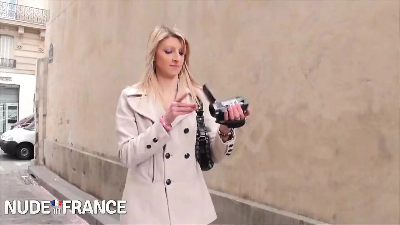 Horny blonde sucks beefy black