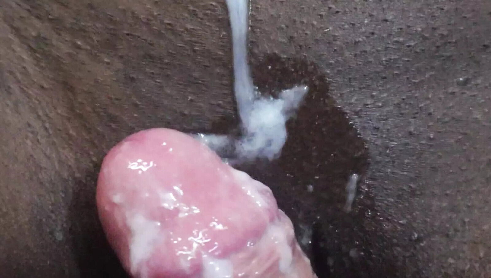 Riding face till cums pussy