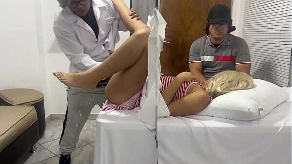 Doctor Folla Rico Marido Hace Venir Frente Marido Cornudo
