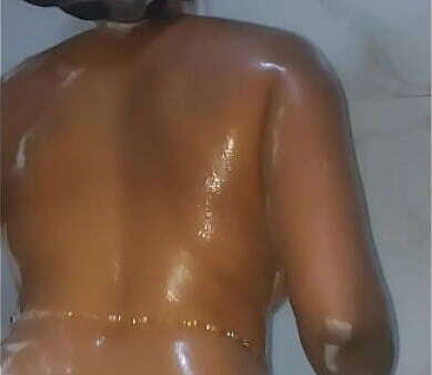 Katy katie stepmother takes long shower, booty soft jiggles